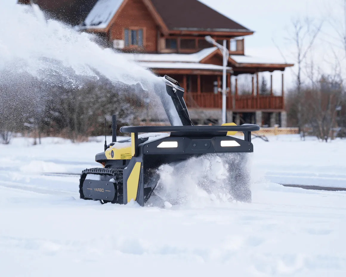 Yarbo Snow Blower + Leaf Blower