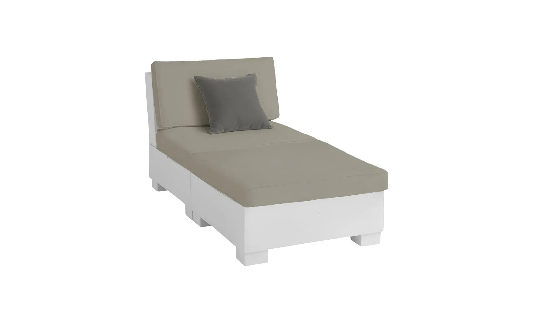 Signature Sectional 2 Piece Sun Chair in beige fabric with wooden框架结构,两个部分可以组合成一个大的躺椅。