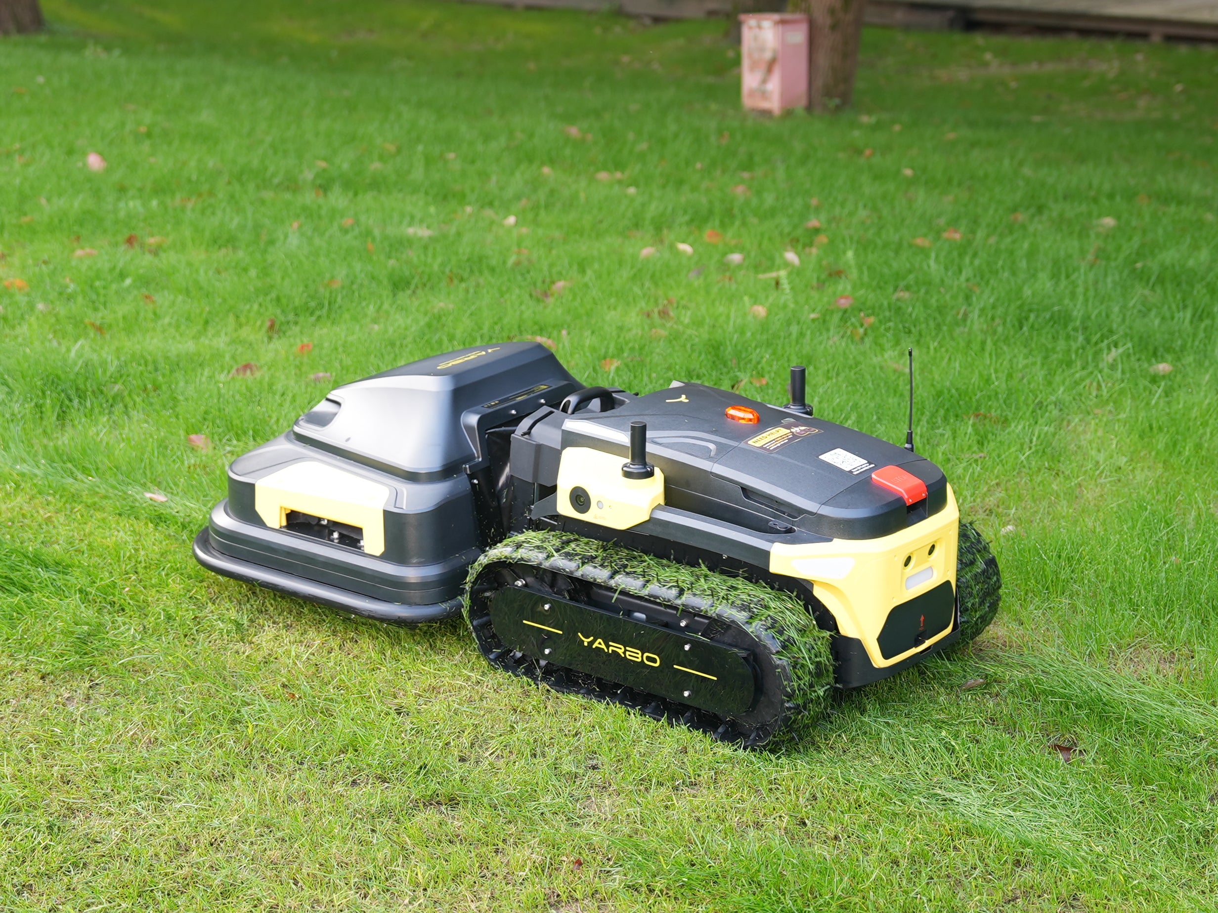 Yarbo- Lawn Mower + Blower
