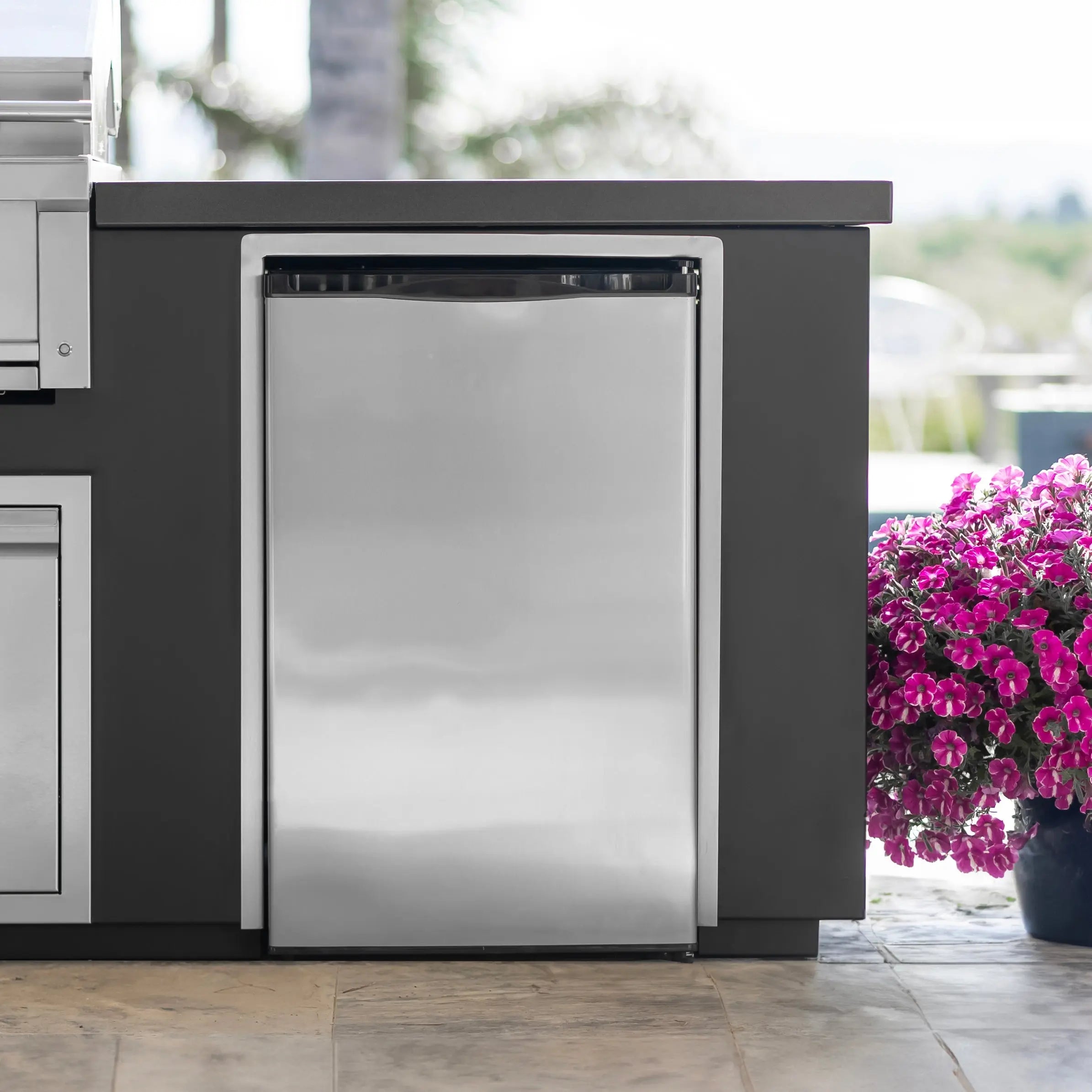 Videl Grills 4.5 CU. FT. Compact Refrigerator - Aqvina LLC
