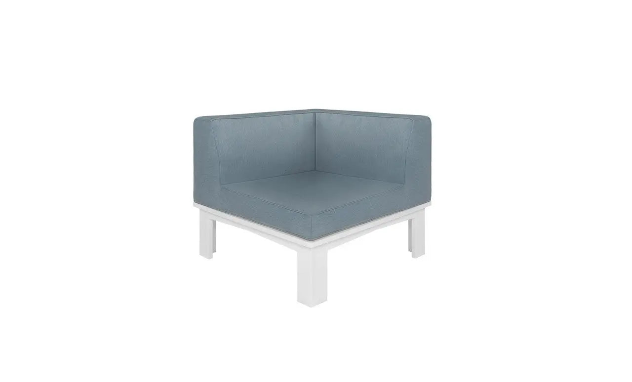 Mainstay sectional corner sofa in beige with L-shaped armrests and cream-colored cushions