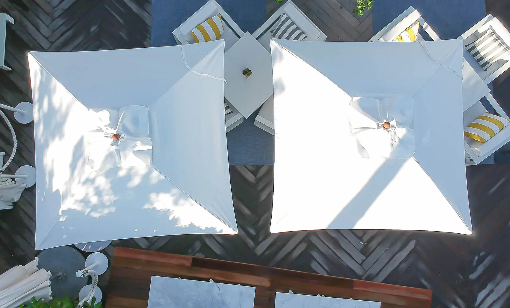 7.5-foot square pulley essential fiberglass umbrella with black ribs and silver canopy