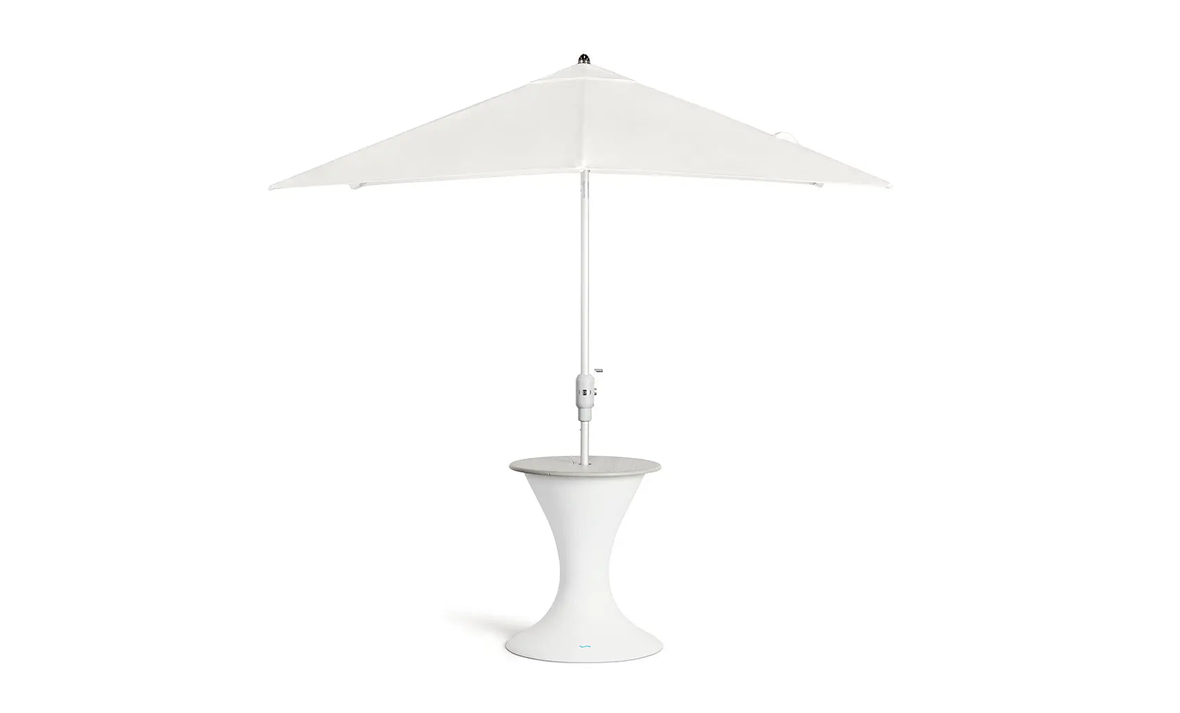 8.5-foot square Signature Series umbrella with 360° tilt feature in a modern design.