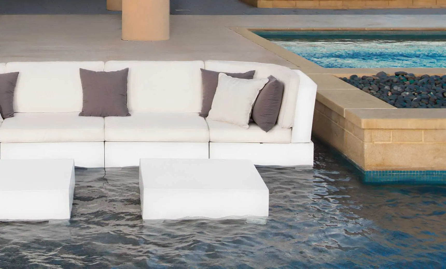 Signature Sectional Corner sofa in dark gray fabric with wooden legs and armrests