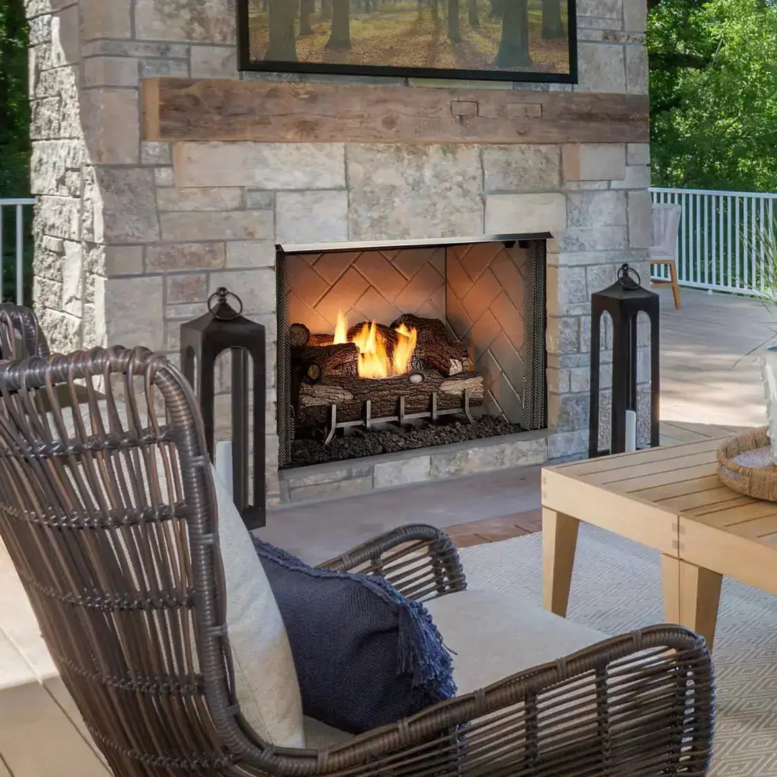 Majestic Vesper 42-inch outdoor ventless gas fireplace with modern design and glass front.