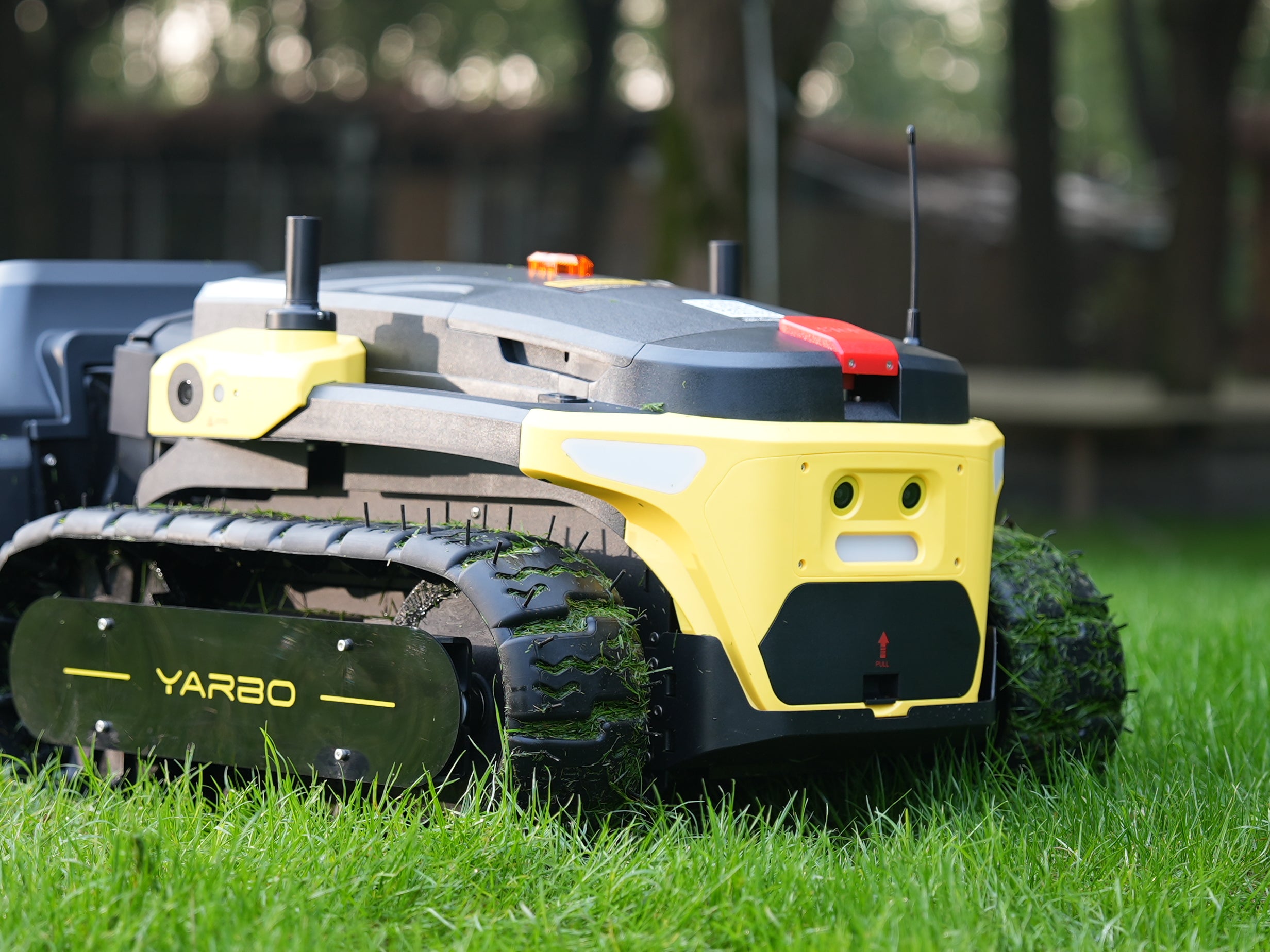 Yarbo- Lawn Mower + Blower