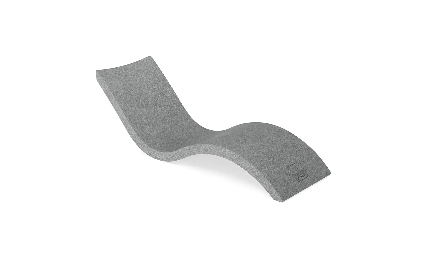 Signature chaise lounge in brown leather with wooden frame and armrests.
