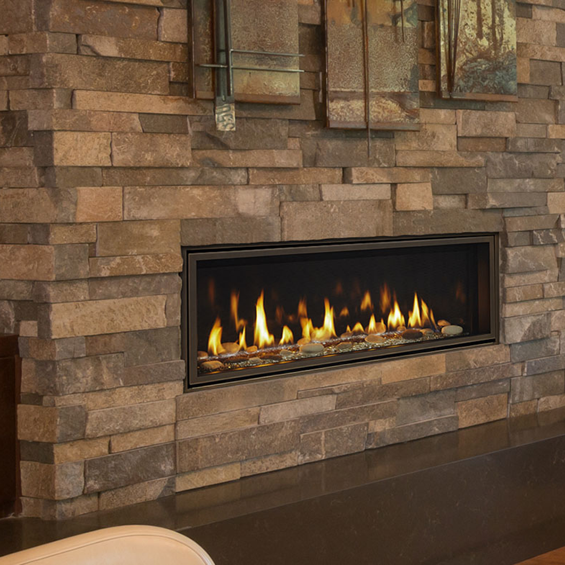 Majestic Echelon II 36" direct vent gas fireplace featuring an IntelliFire touchscreen remote control.