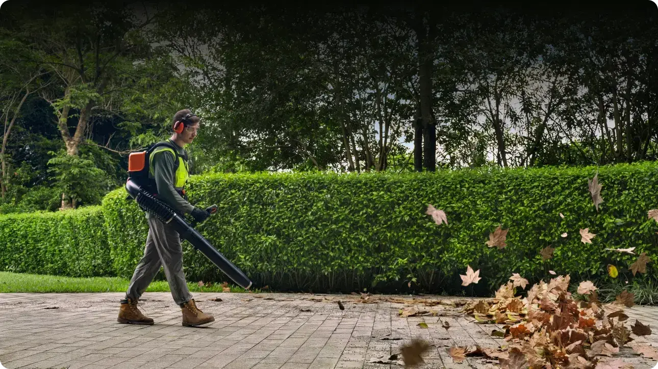Sunseeker Backpack Blower (On-Board Connect) 60V Commercial | Model: DB715 Aqvina LLC