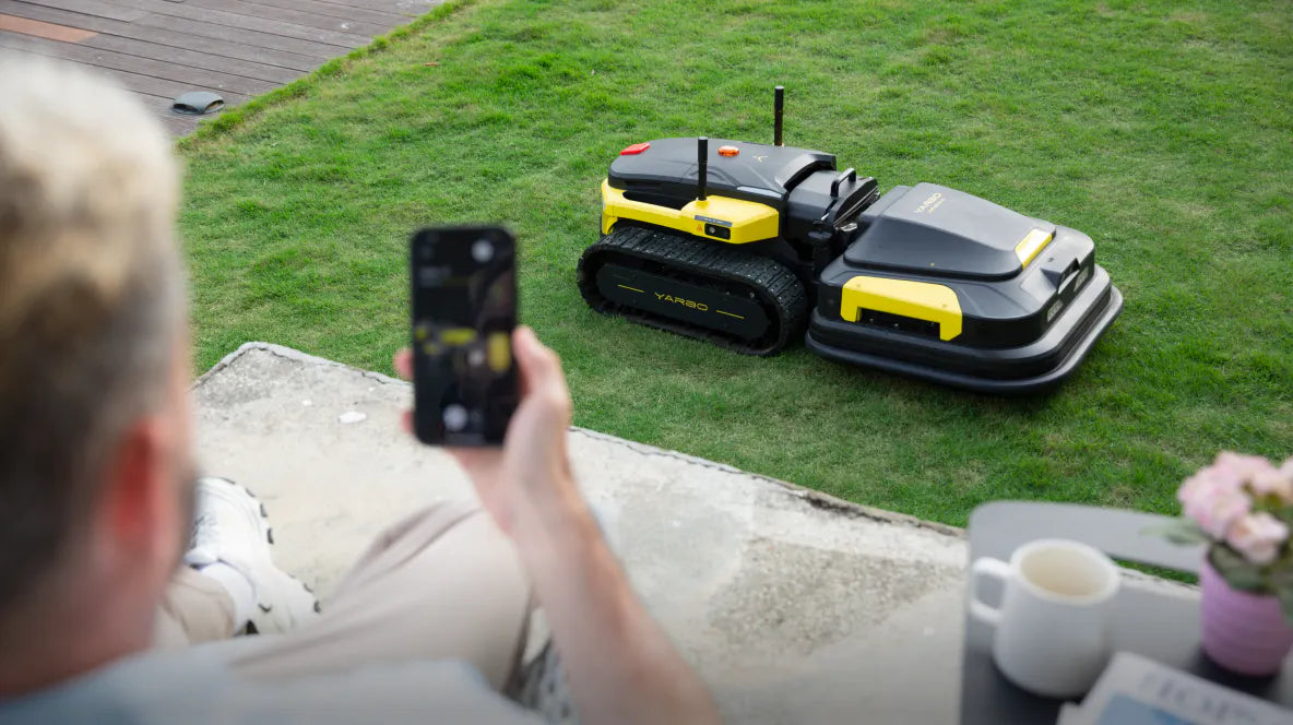 Yarbo Lawn Mower with Trimmer Bundle
